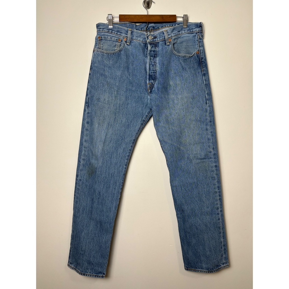 Levis 501 Original Fit Mens Button Fly Straight Leg 34X30 Denim Jean 100% Cotton